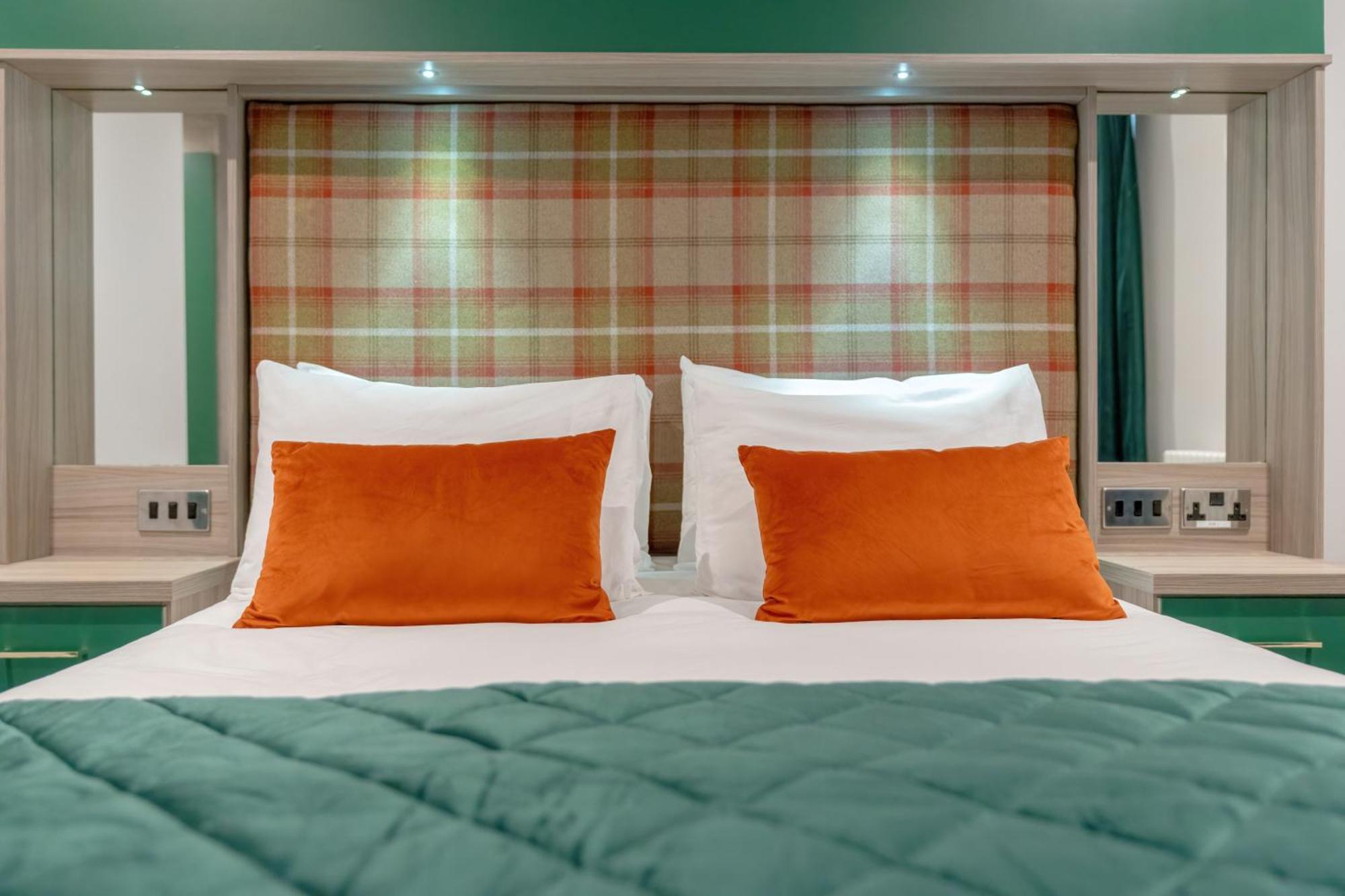 Hotel Springbank Manor Darwen Esterno foto